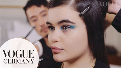 barbie ferreira givenchy|Barbie Ferreira macht sich bereit für die Givenchy Show .